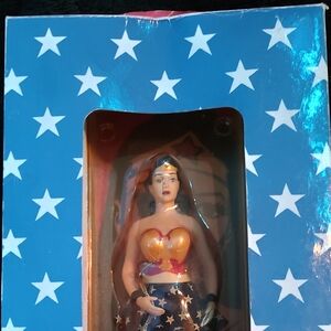 Wonder Woman Masterpiece Edition Set